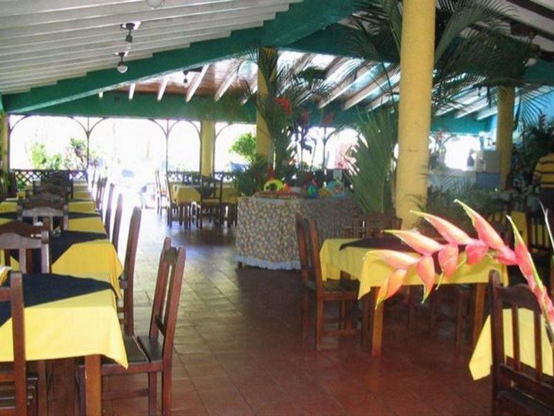 Miramar Village Playa El Agua Exteriör bild